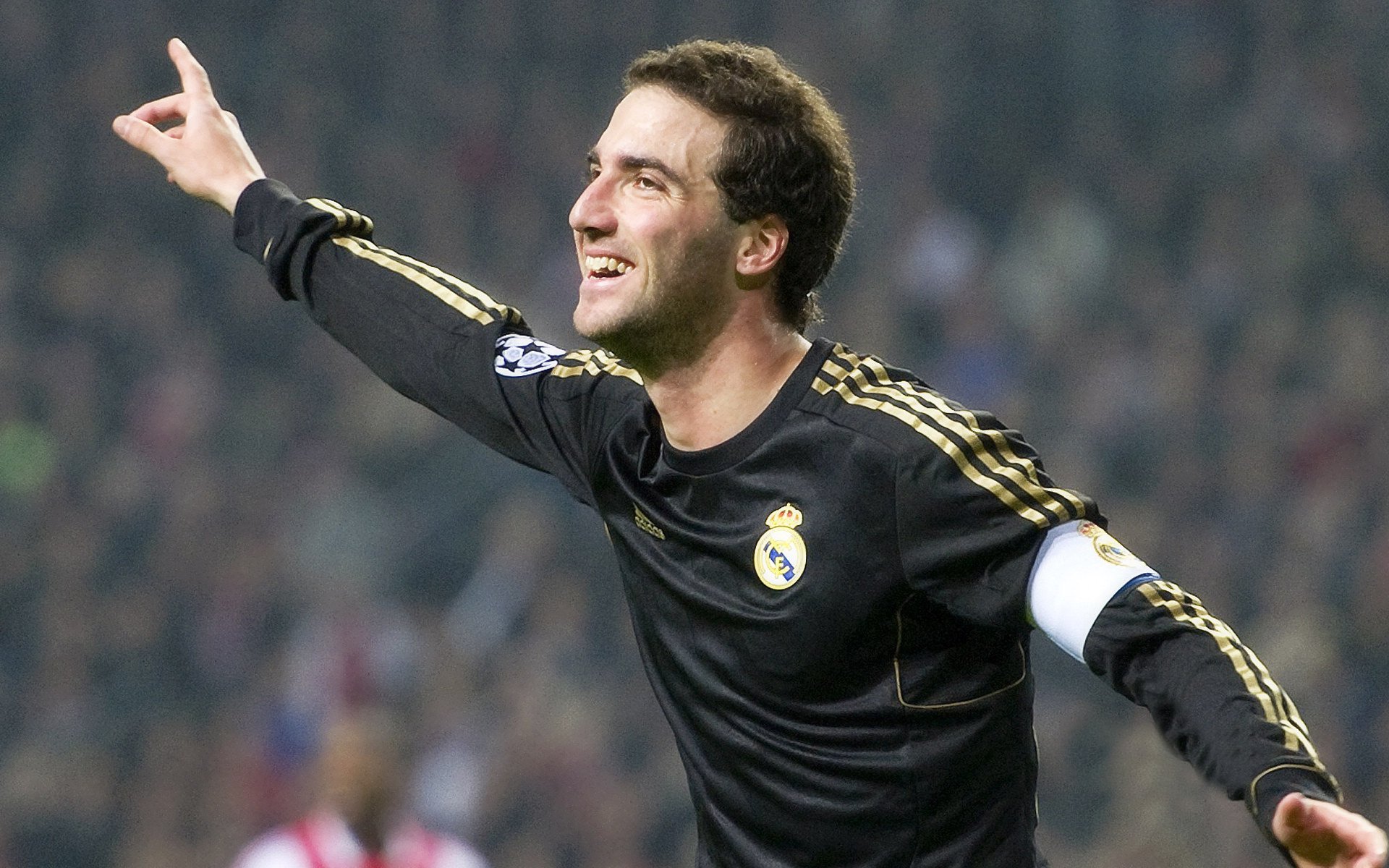 中国羽毛球队在世锦赛夺冠,继续书写辉煌,羽毛球世锦赛中国金牌